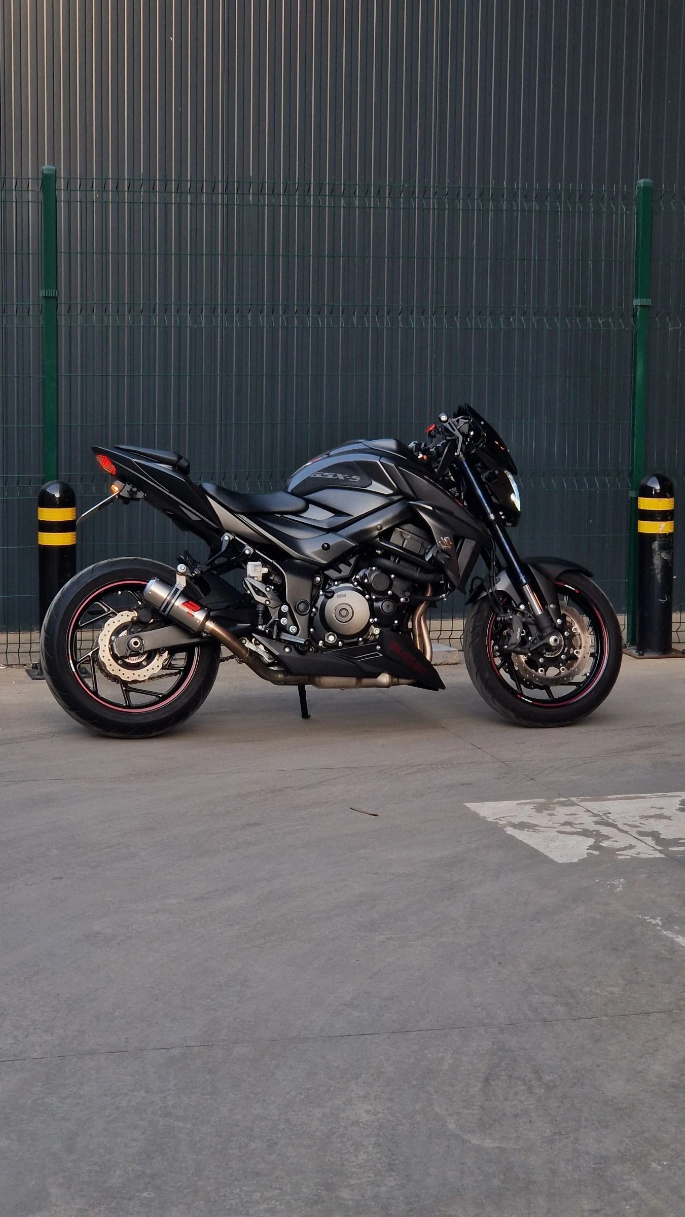 Suzuki Gsx GSX-S 750 | Auto.bg — изображение 1