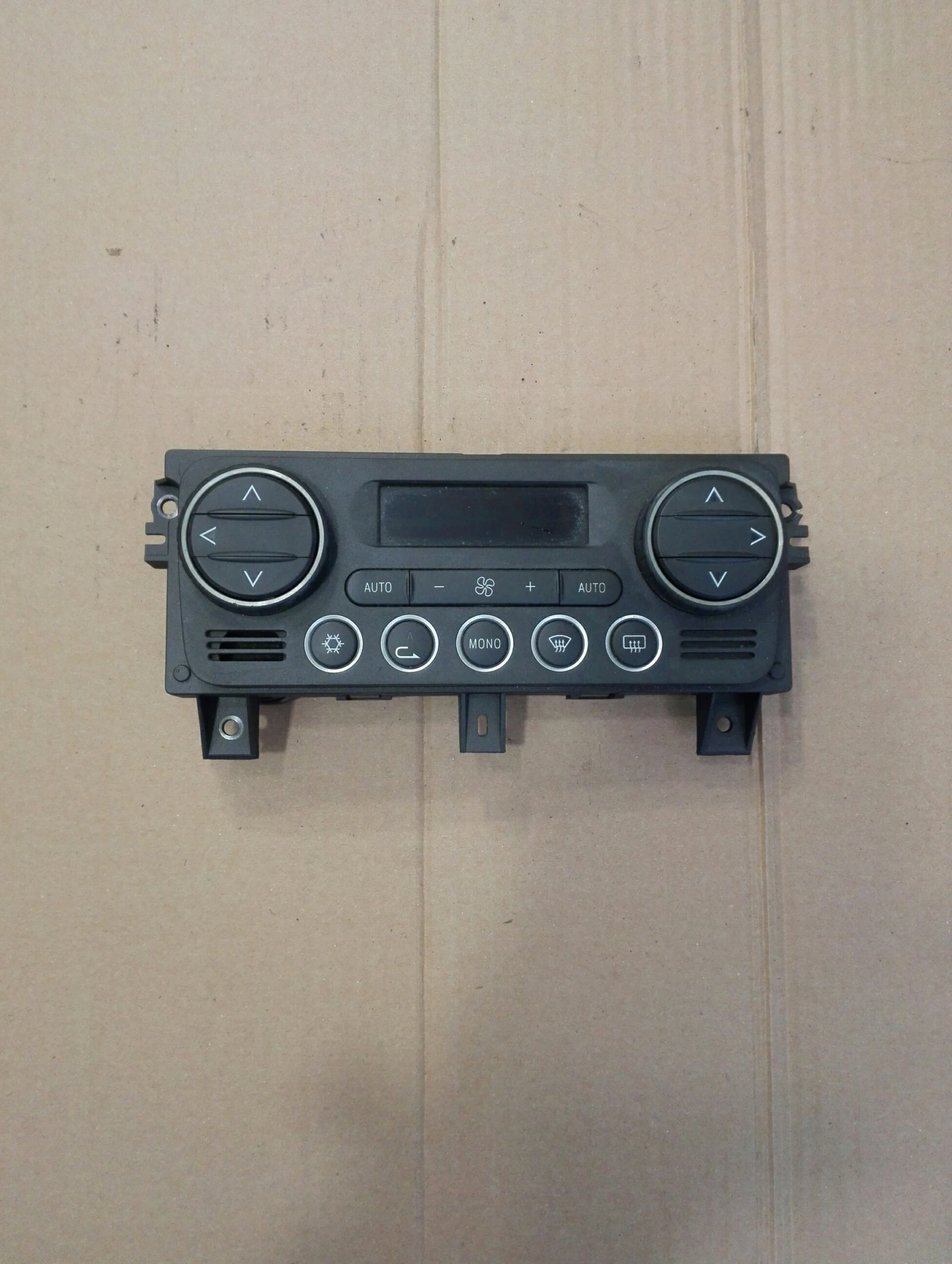     159sw Q4 2.4jtdm | Mobile.bg   1