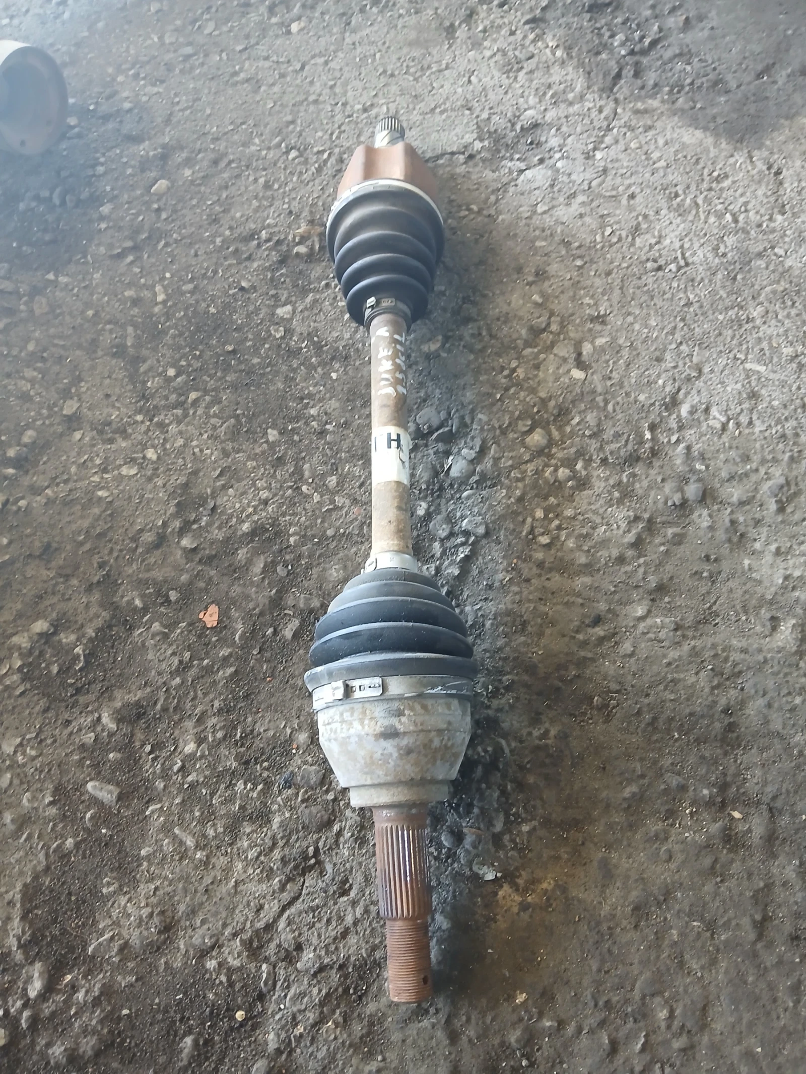 Лява полуоска Nissan Juke 1.5 dci 