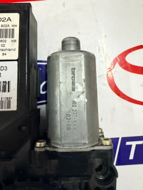 4E0959802A Задно дясно Моторче стъклоповдигач AUDI A8 D3  4E0910802, снимка 3 - Части - 53374064