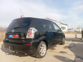 Toyota Corolla verso, снимка 2