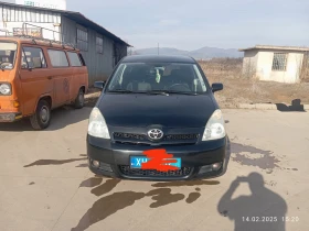 Toyota Corolla verso, снимка 1