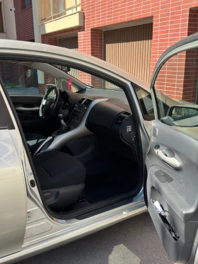 Toyota Auris 2.0 126к.с. Keyless, снимка 8