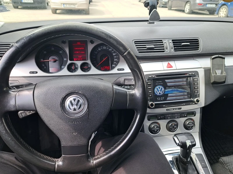 VW Passat, снимка 6 - Автомобили и джипове - 47198904