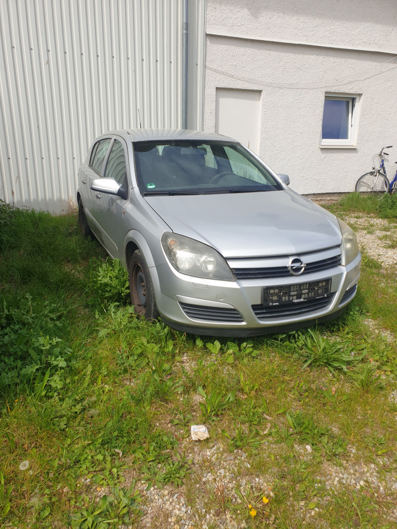 Opel Astra 1, 6 i