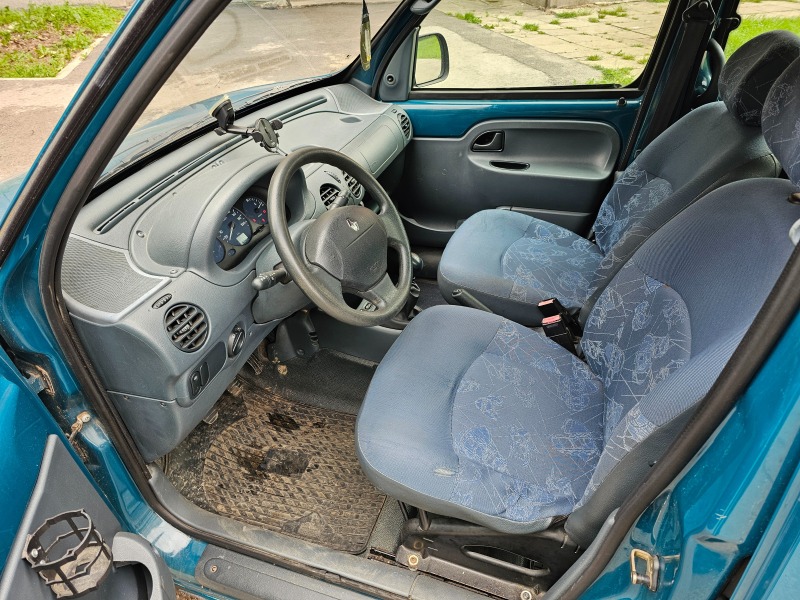 Renault Kangoo 1.4, снимка 10 - Автомобили и джипове - 46409131