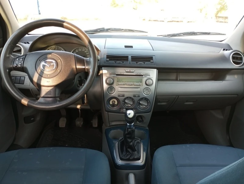 Mazda 2, снимка 2 - Автомобили и джипове - 45935179