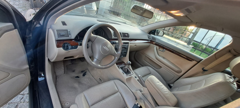 Audi A4, снимка 10 - Автомобили и джипове - 46050578