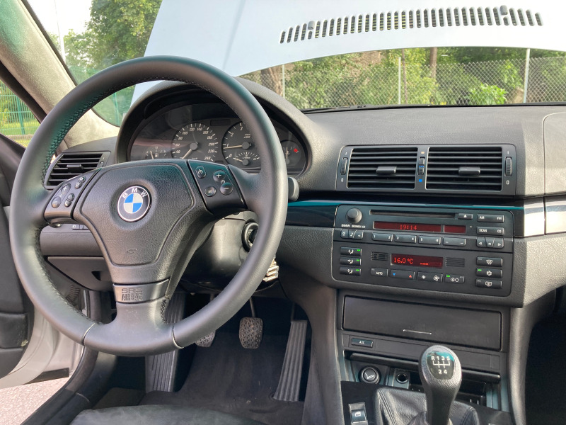 BMW 320, снимка 16 - Автомобили и джипове - 46191507