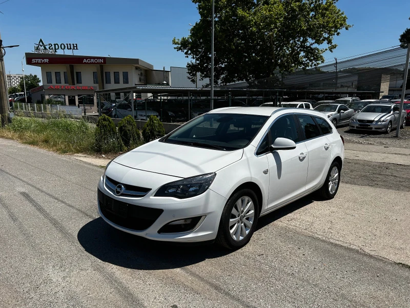 Opel Astra CDTI, снимка 8 - Автомобили и джипове - 46558622