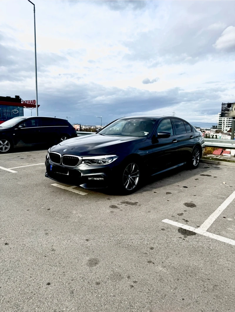 BMW 530 ГАРАНЦИЯ* XDRIVE* LAESER* MPACK* СЕРВИЗНА ИСТОРИЯ*, снимка 1 - Автомобили и джипове - 48054403