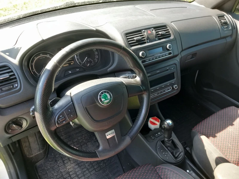 Skoda Fabia 1.4 180 / 7.DSG, снимка 4 - Автомобили и джипове - 48999549