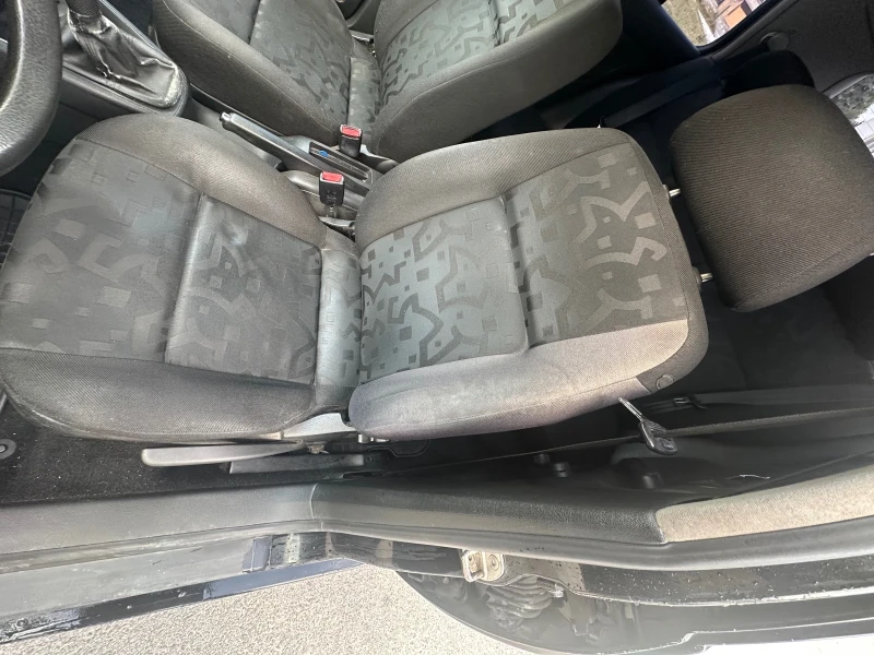 VW Golf, снимка 11 - Автомобили и джипове - 50828006