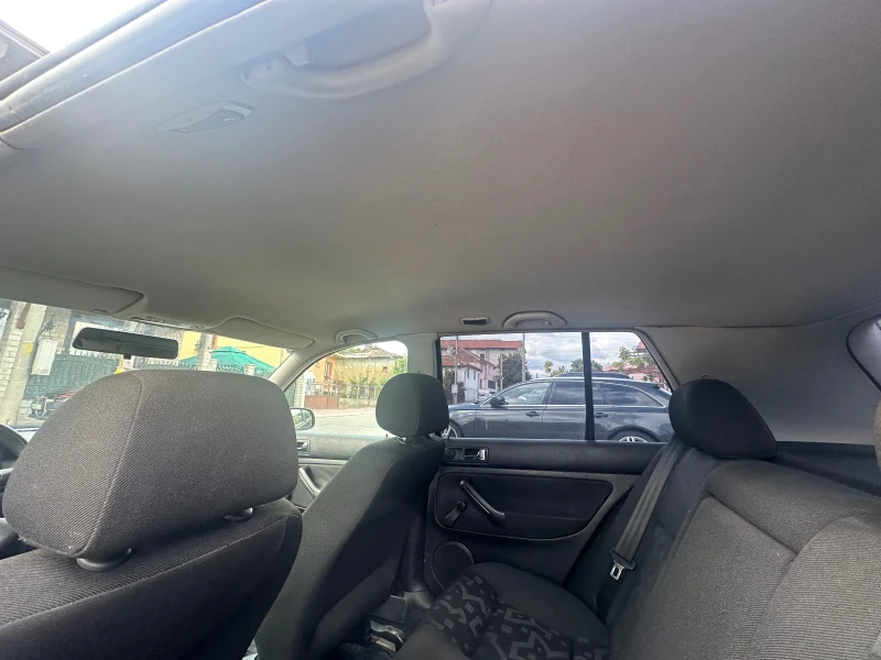 VW Golf, снимка 10 - Автомобили и джипове - 50828006