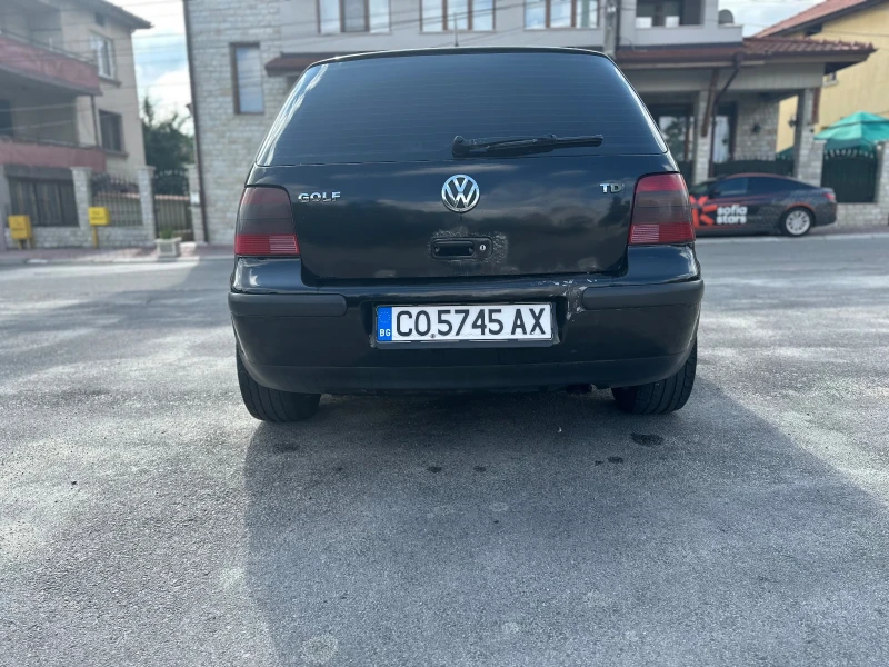 VW Golf, снимка 5 - Автомобили и джипове - 50828006