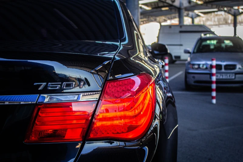 BMW 740 F01, снимка 2 - Автомобили и джипове - 52315293