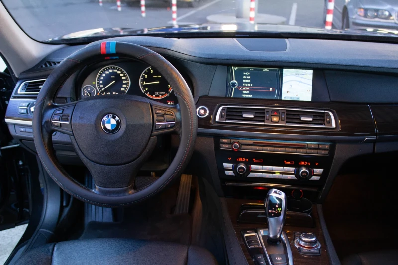 BMW 740 F01, снимка 7 - Автомобили и джипове - 52315293
