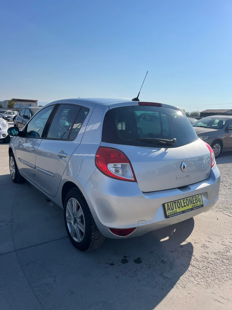 Renault Clio 1.2i ЮБИЛЕЙНО, снимка 5 - Автомобили и джипове - 52414249