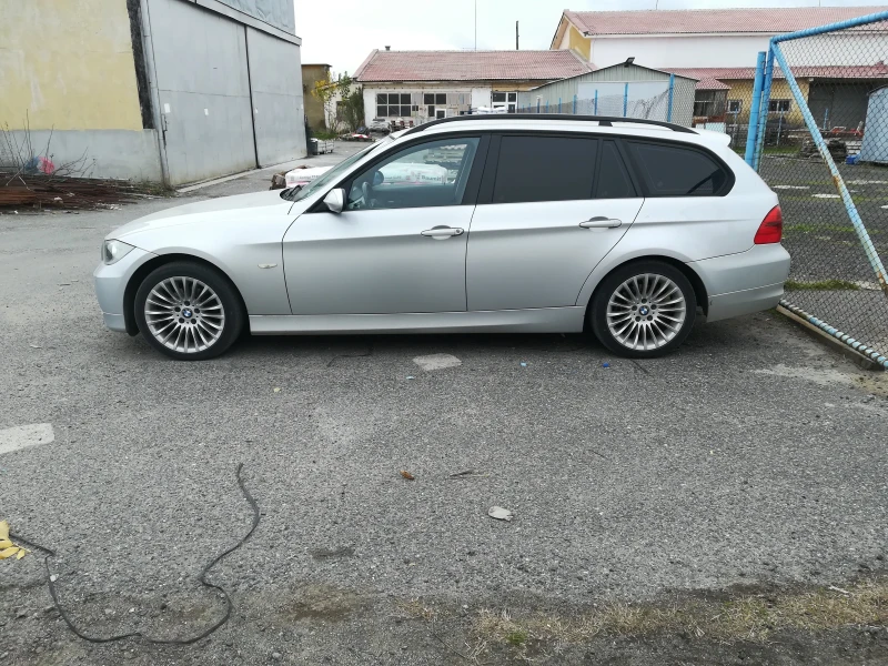 BMW 318 E91, снимка 2 - Автомобили и джипове - 52541118