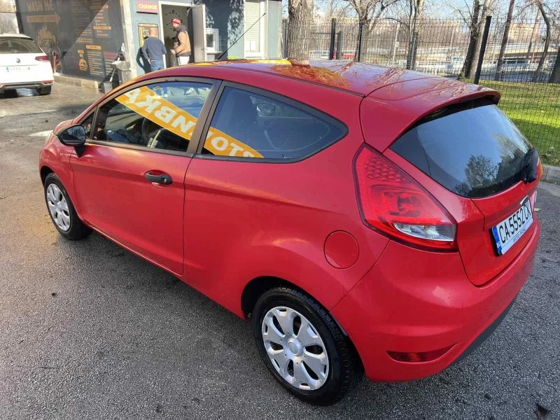 Ford Fiesta 1.25i 151000км, снимка 5 - Автомобили и джипове - 52801627