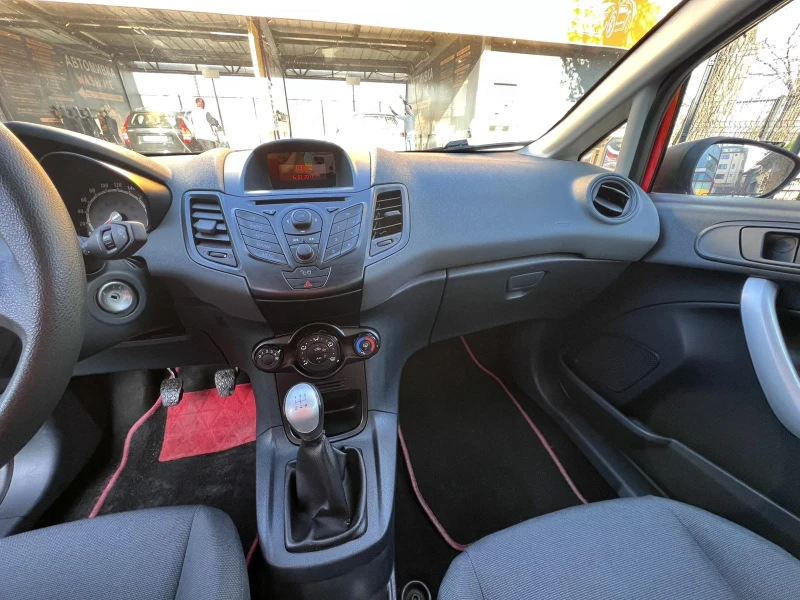Ford Fiesta 1.25i 151000км, снимка 7 - Автомобили и джипове - 52801627