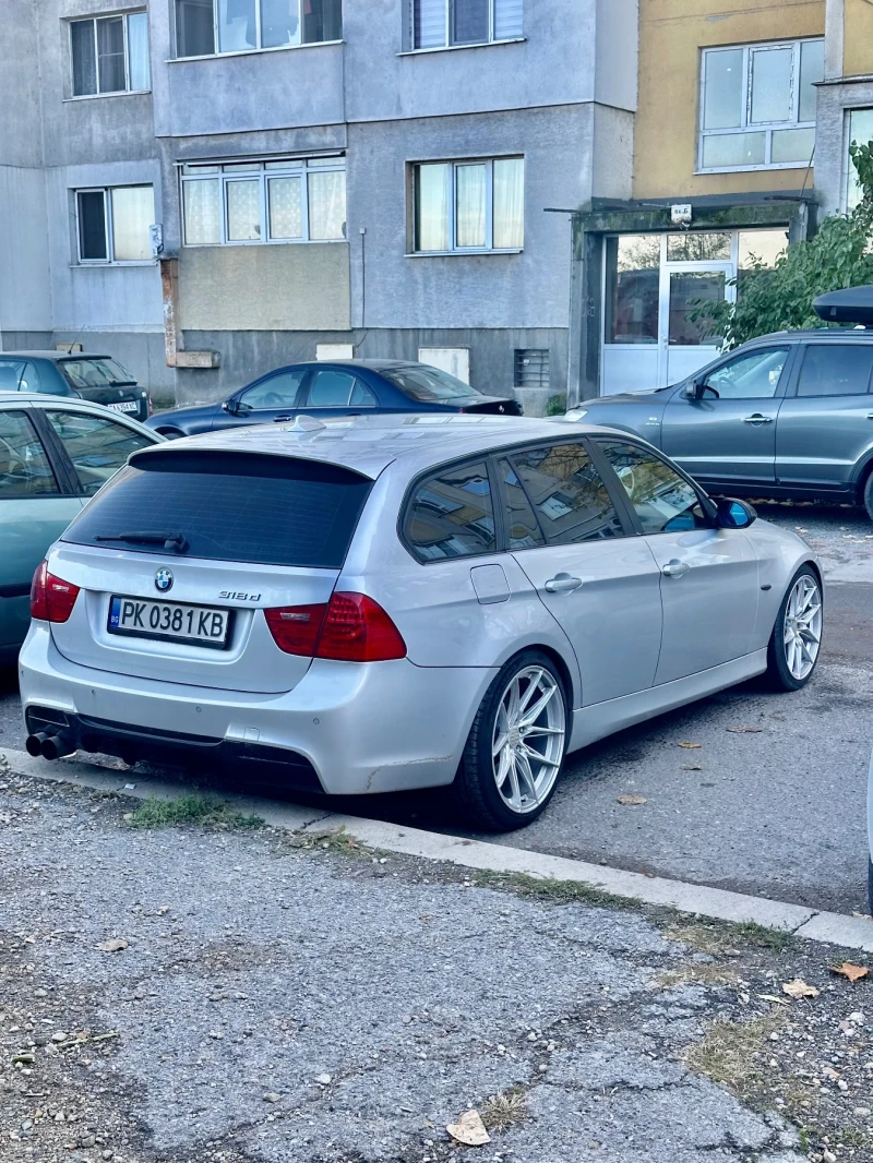 BMW 330 231, снимка 4 - Автомобили и джипове - 52850386