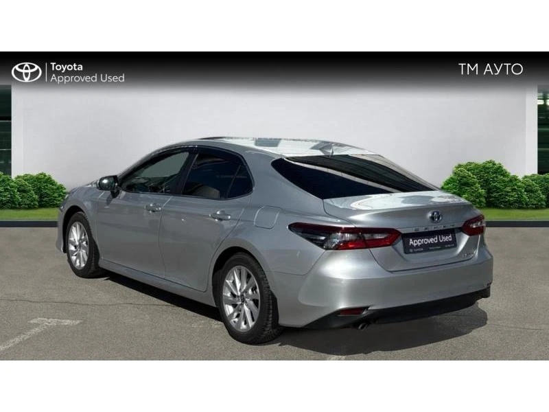 Toyota Camry 2.5 HYBRID COMFORT, снимка 2 - Автомобили и джипове - 53826472
