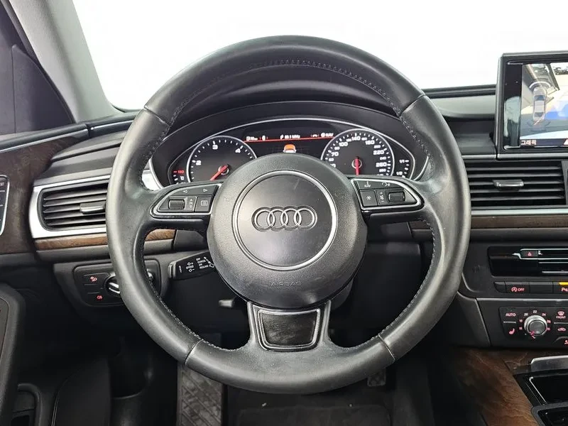 Audi A6 2.0 TDI, снимка 13 - Автомобили и джипове - 55057920