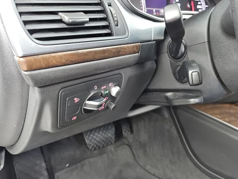 Audi A6 2.0 TDI, снимка 16 - Автомобили и джипове - 55057920