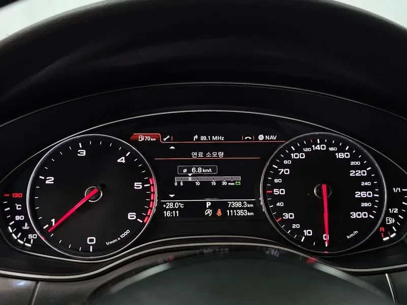 Audi A6 2.0 TDI, снимка 8 - Автомобили и джипове - 55057920