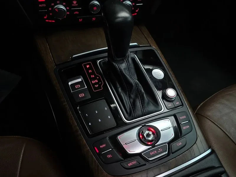 Audi A6 35TDI C7, снимка 7 - Автомобили и джипове - 55429618
