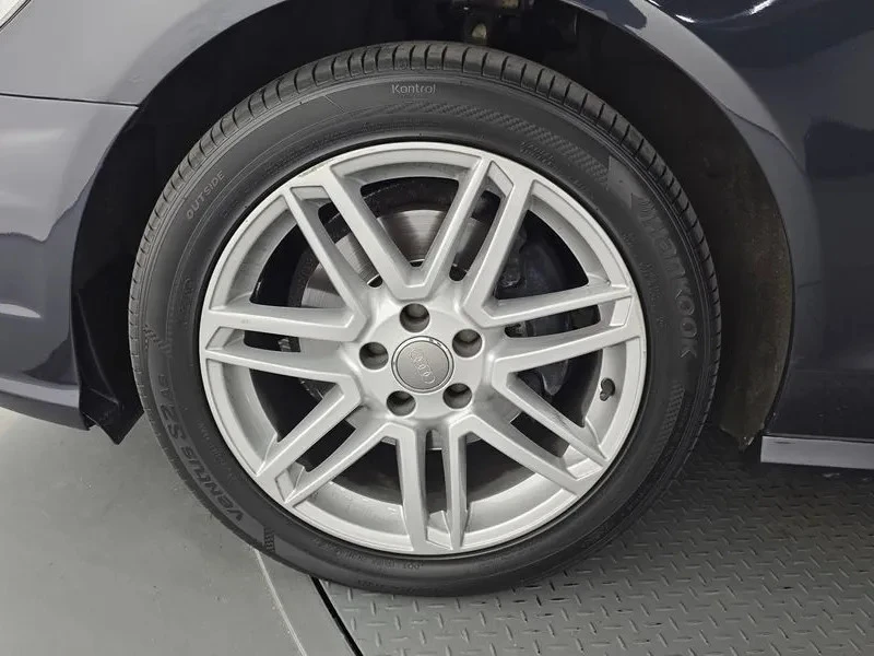 Audi A6 35TDI C7, снимка 3 - Автомобили и джипове - 55429618