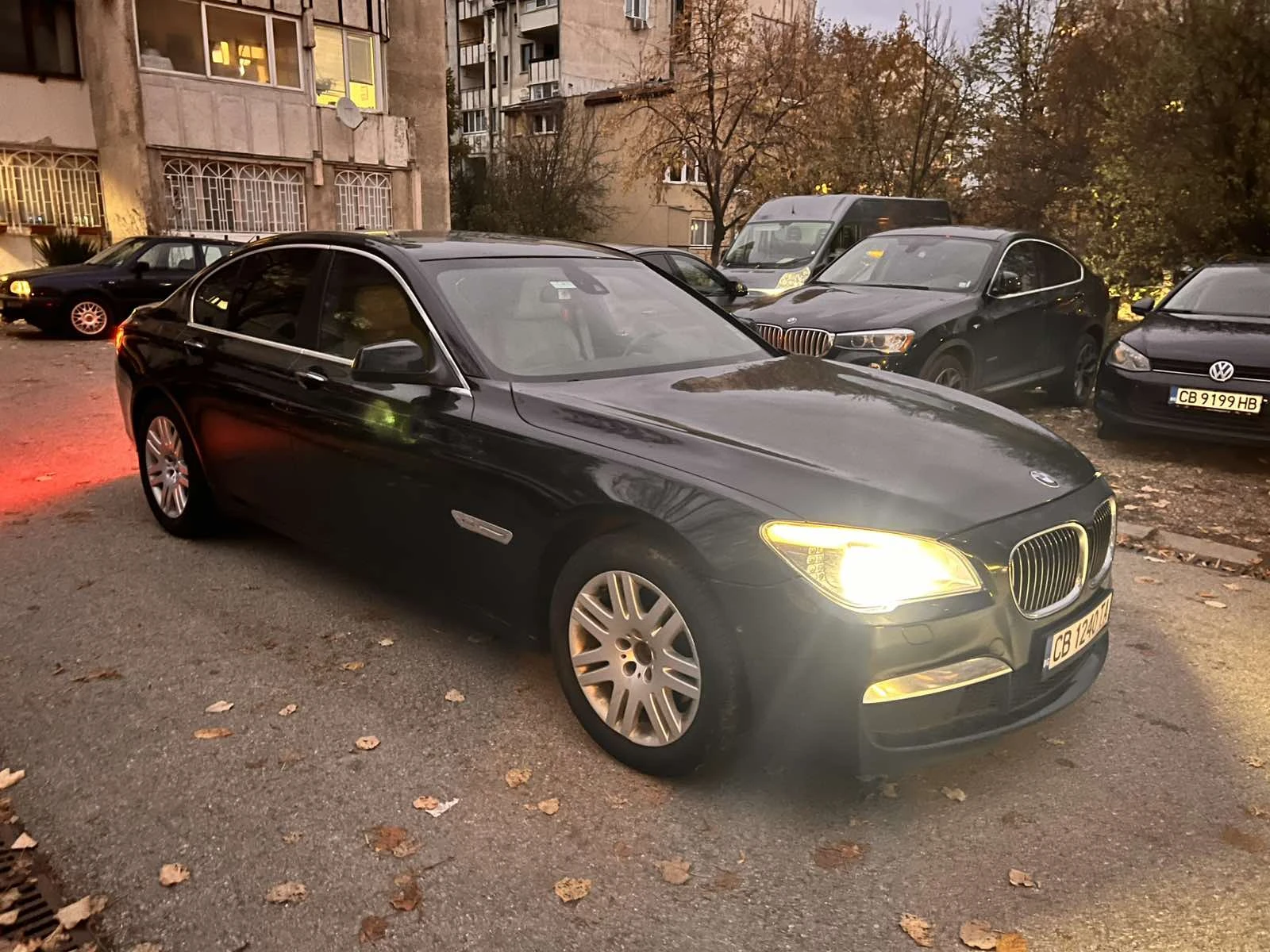 BMW 740 BMW 740 D/X-DRIVE/M-PACKET/HEAD UP/360 Камери - изображение 3