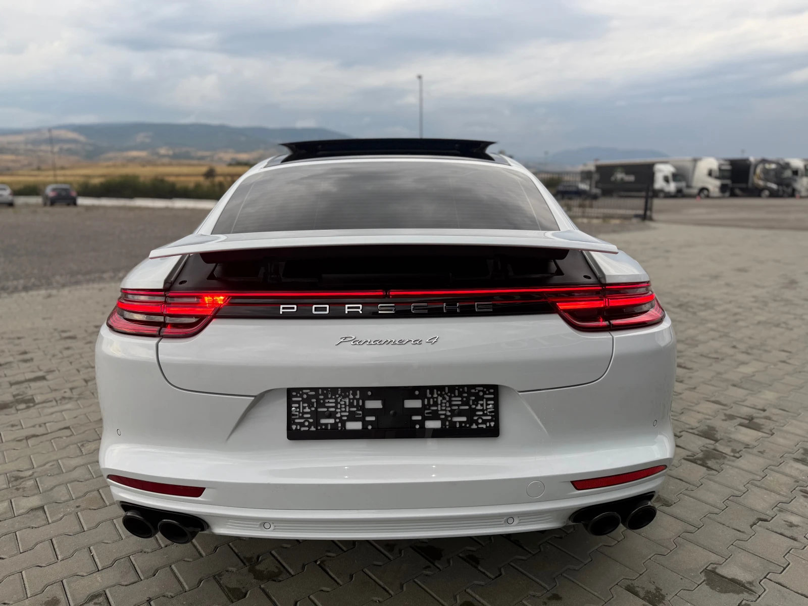Porsche Panamera 3.0 Turbo 330 ks Собствен лизинг !!! - изображение 7