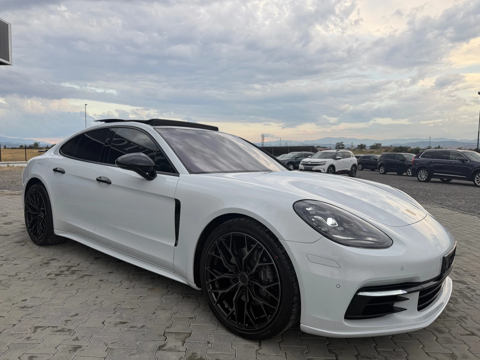 Porsche Panamera 3.0 Turbo 330 ks Собствен лизинг !!! - изображение 4