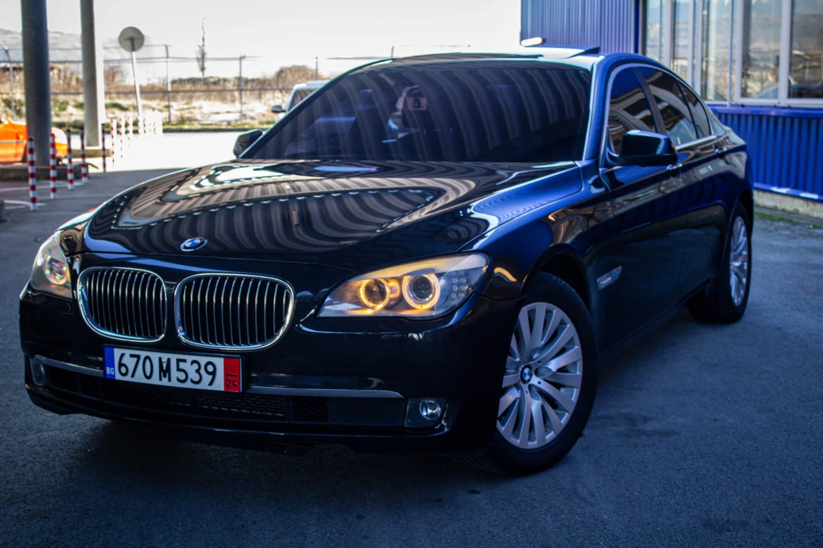 BMW 740 F01 - изображение 4