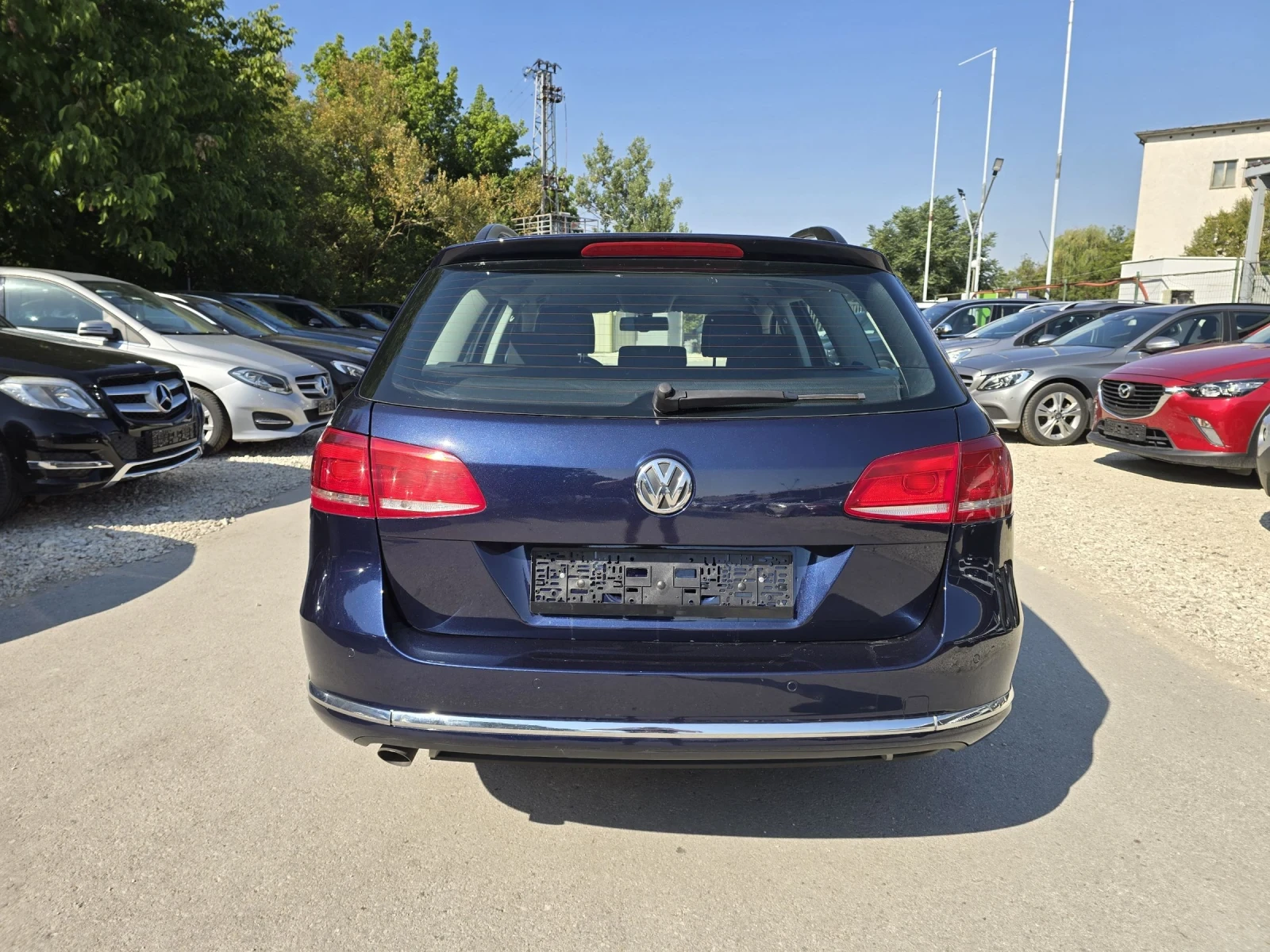 VW Passat 1.6tdi 105к.с Топ състояние  - изображение 6