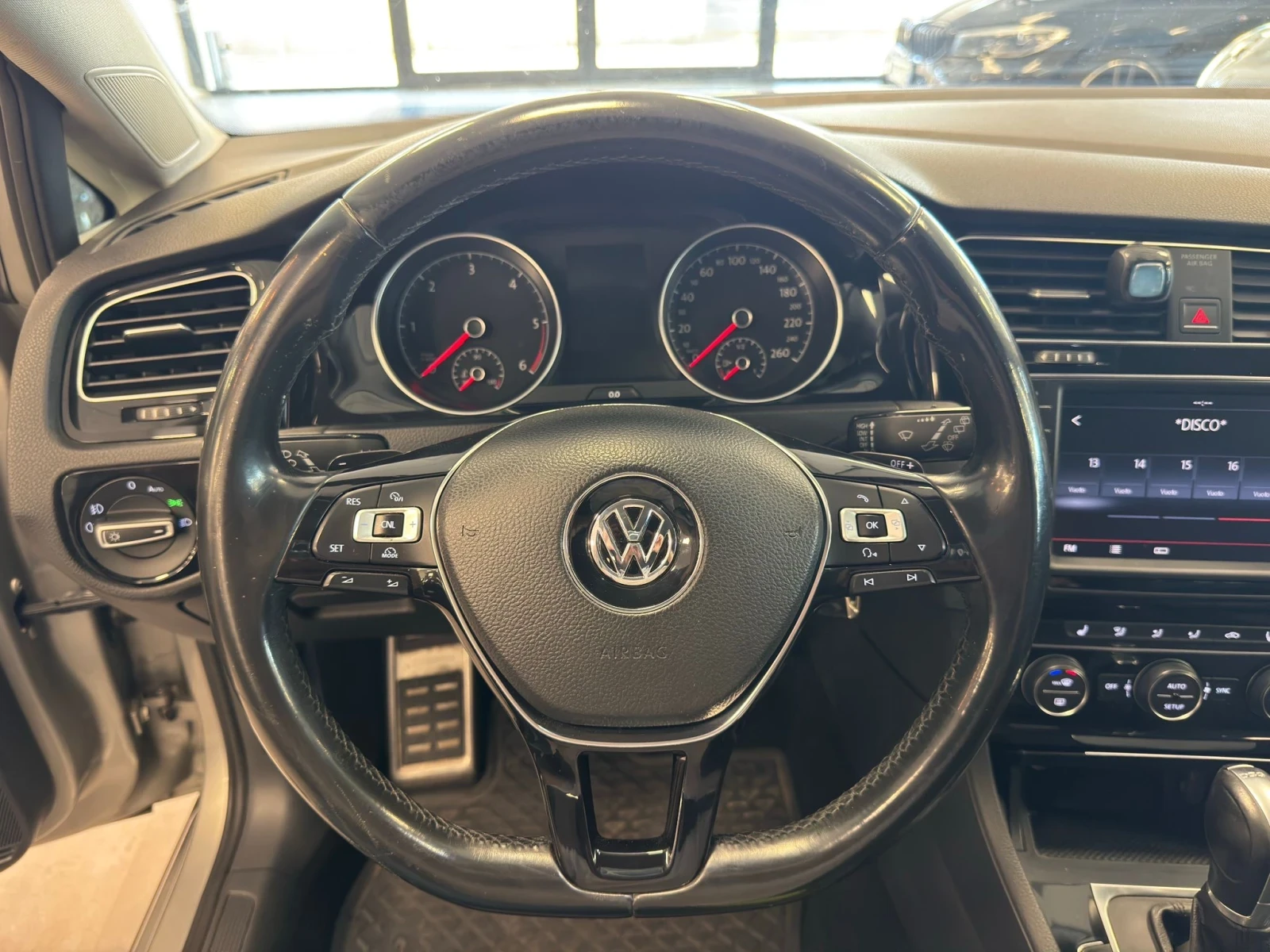 VW Golf VW Golf 2.0TDI/HIGH-LINE/AVTOMAT/PANORAMA/NAVI/KAM - изображение 7