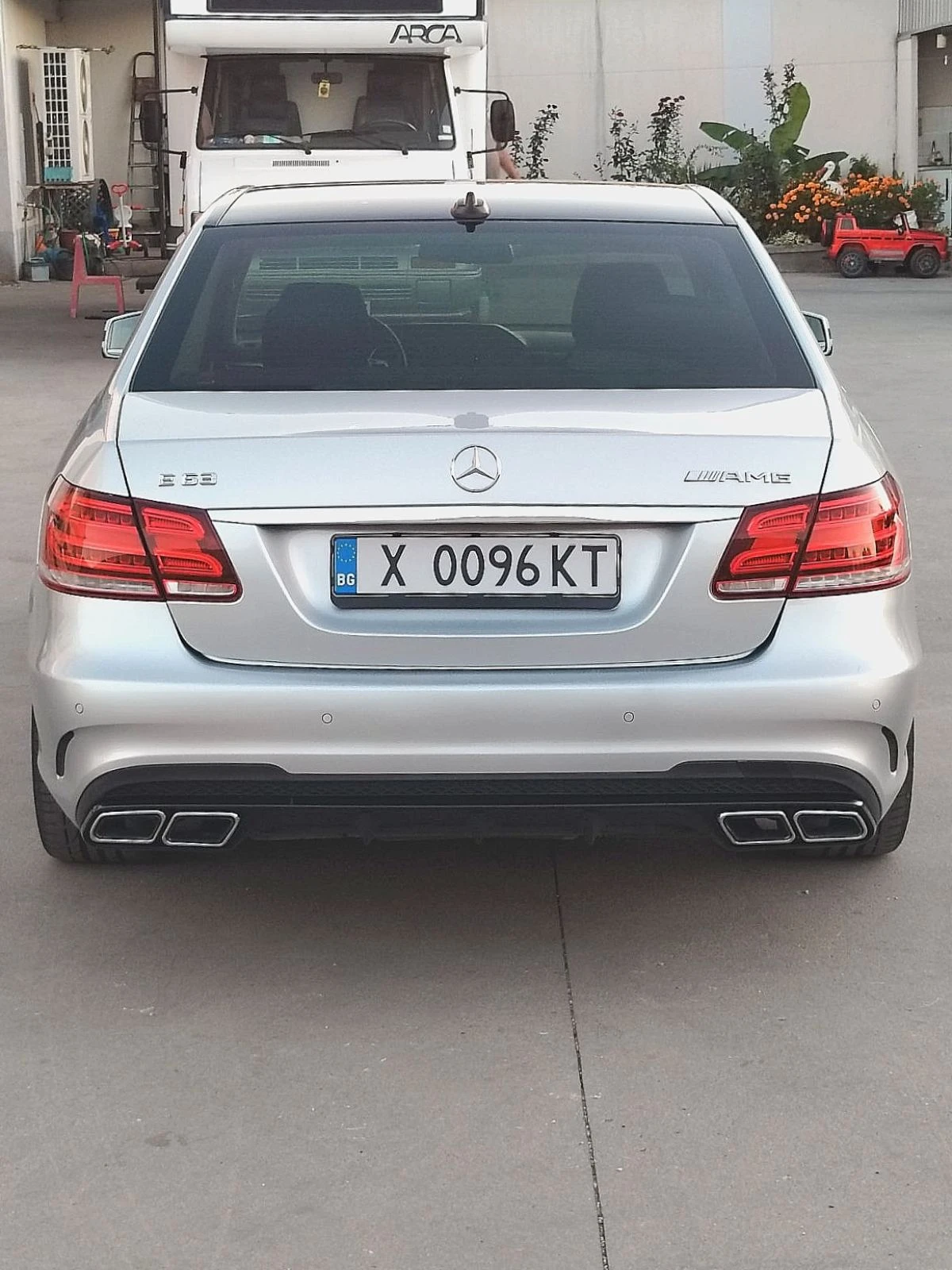 Mercedes-Benz E 220 - E63 AMG - изображение 7