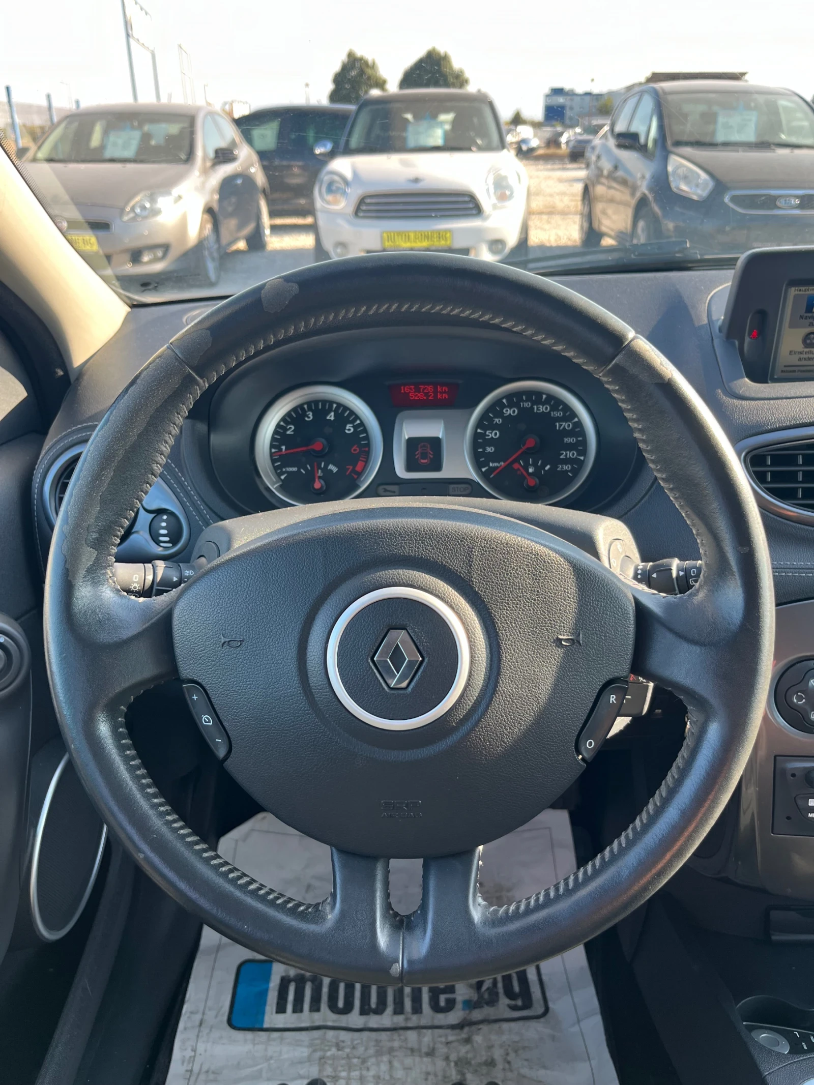 Renault Clio 1.2i ЮБИЛЕЙНО - изображение 8