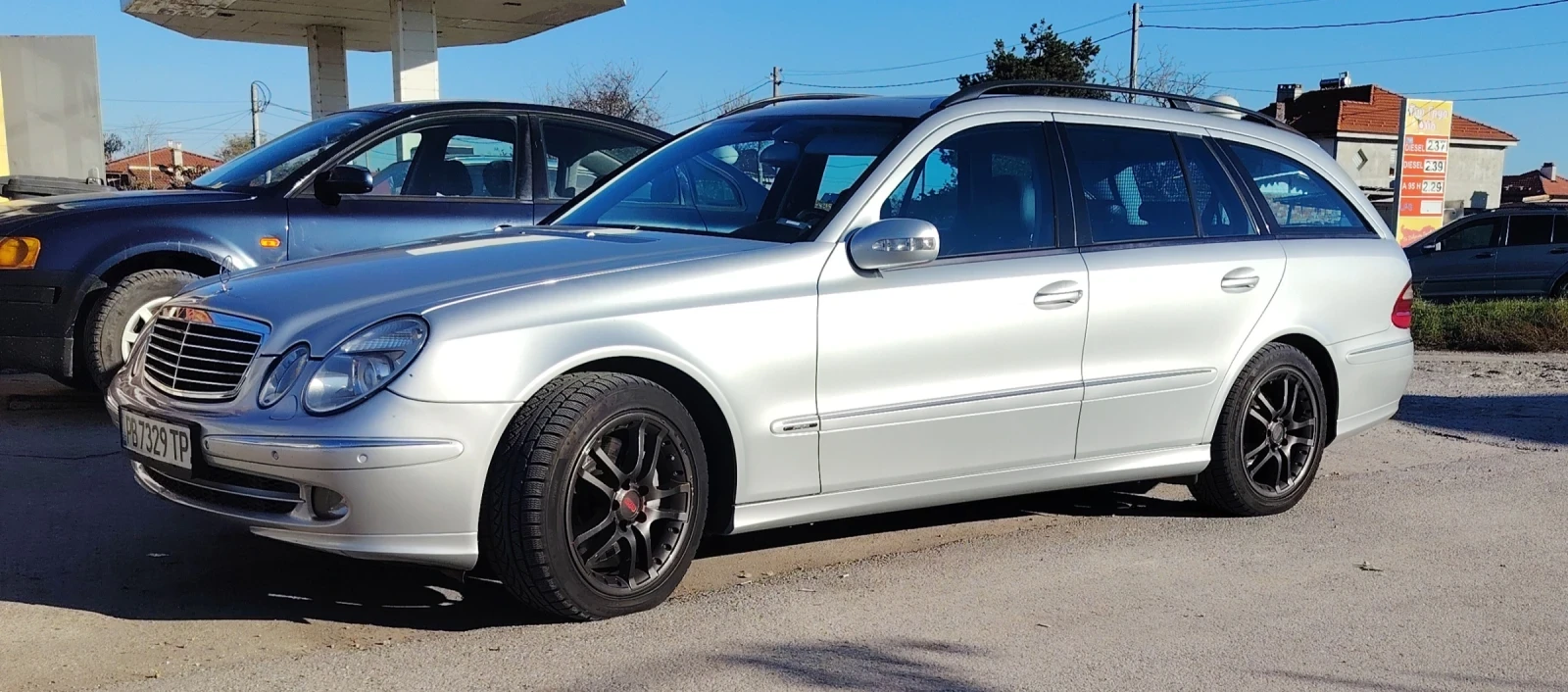 Mercedes-Benz E 320  - изображение 9