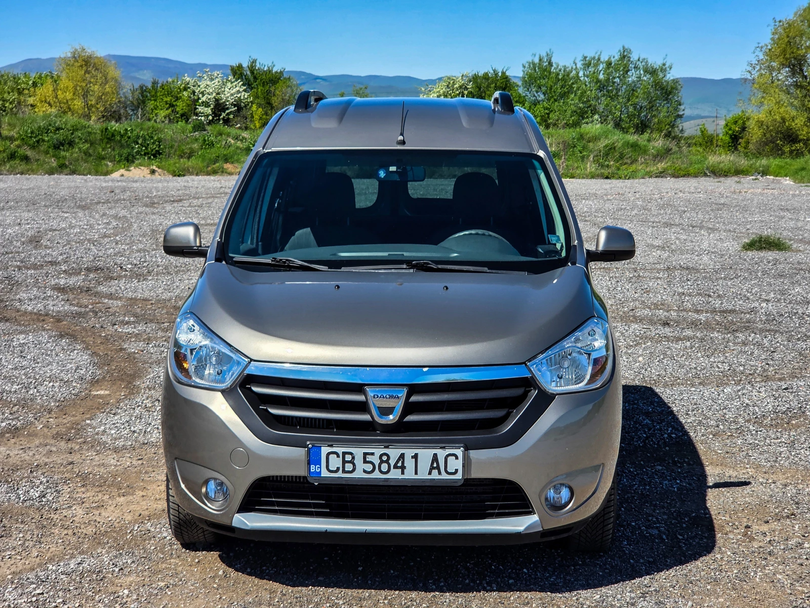 Dacia Dokker 1.5 dCi, снимка 5 - Автомобили и джипове - 53646180