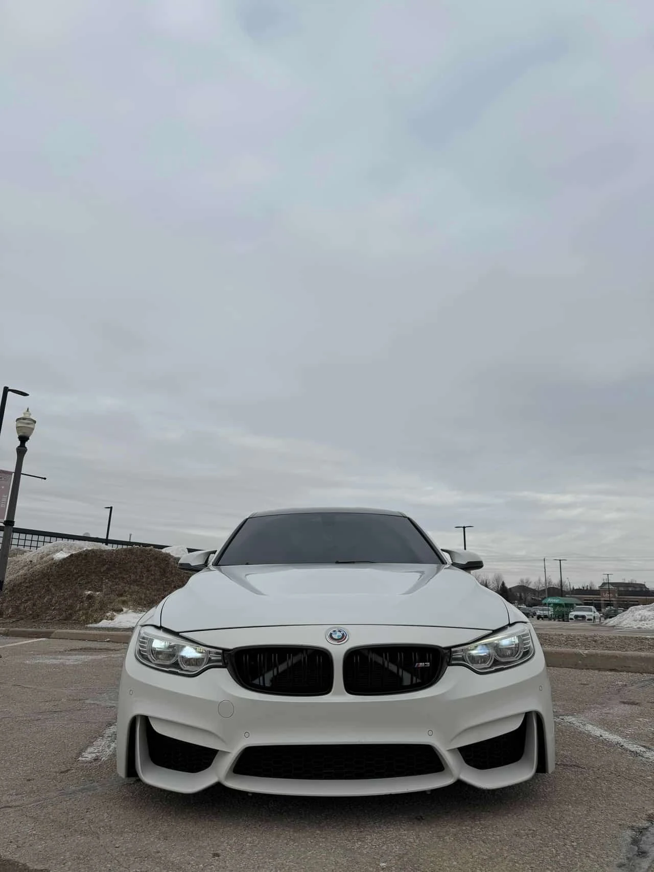 BMW M3 * CARFAX * KEYLESS * ПОДГРЕВИ - изображение 6