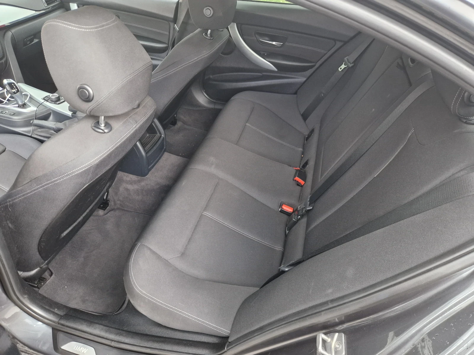 BMW 318, снимка 6 - Автомобили и джипове - 54487012