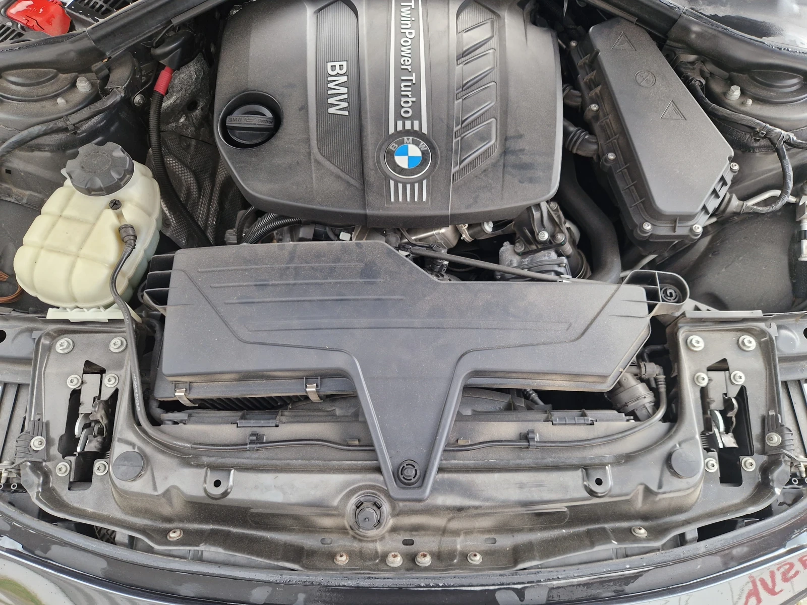 BMW 318, снимка 8 - Автомобили и джипове - 54487012