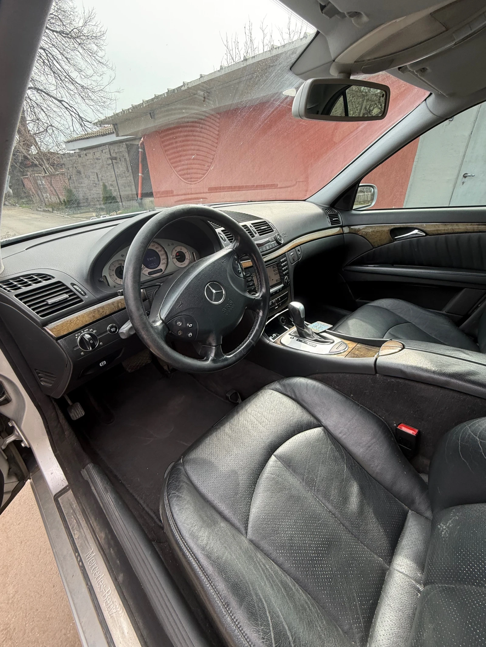 Mercedes-Benz E 320 3.2cdi 204к, снимка 12 - Автомобили и джипове - 54667131