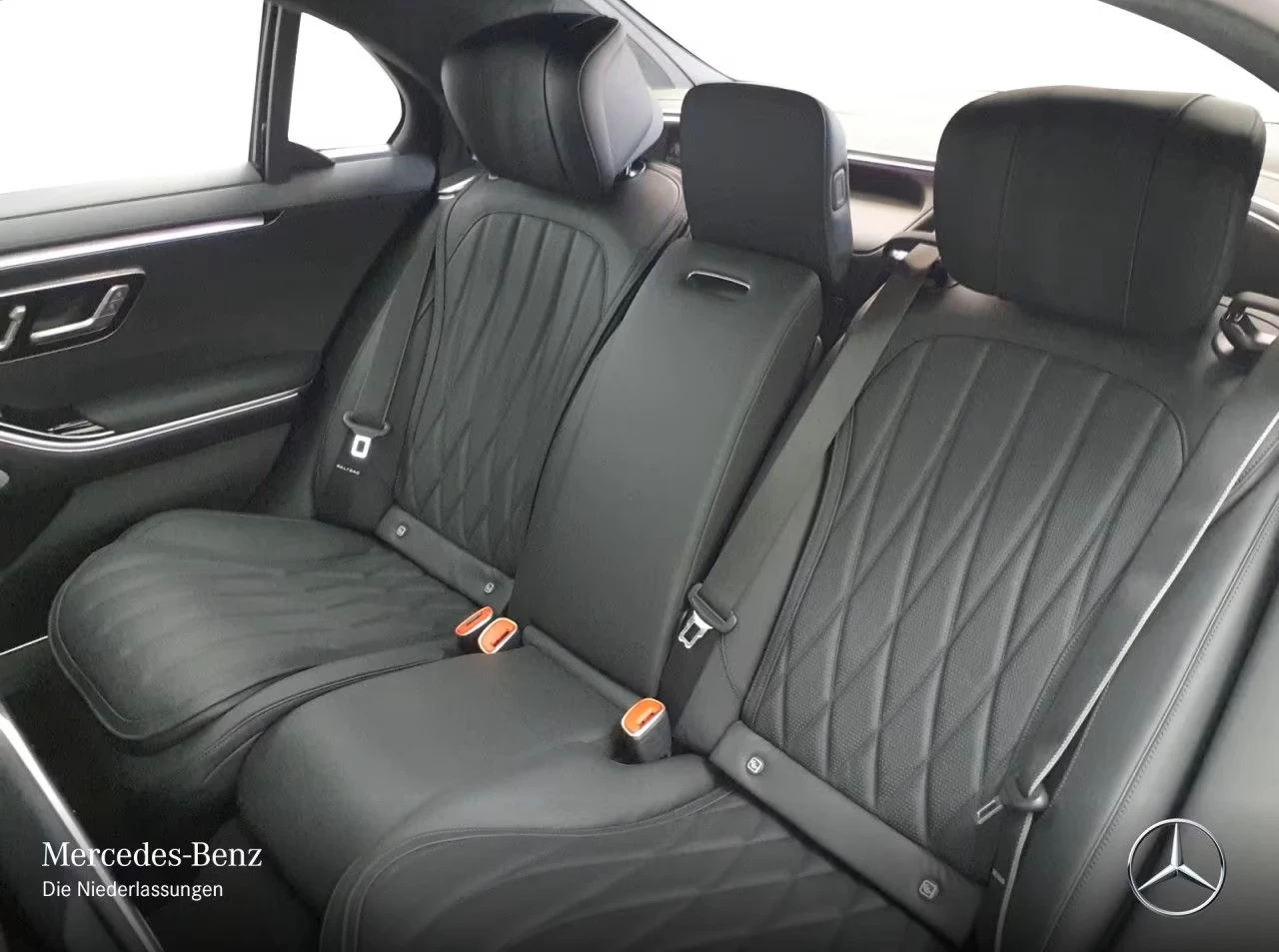 Mercedes-Benz S 63 AMG Ceramic, снимка 9 - Автомобили и джипове - 54775932