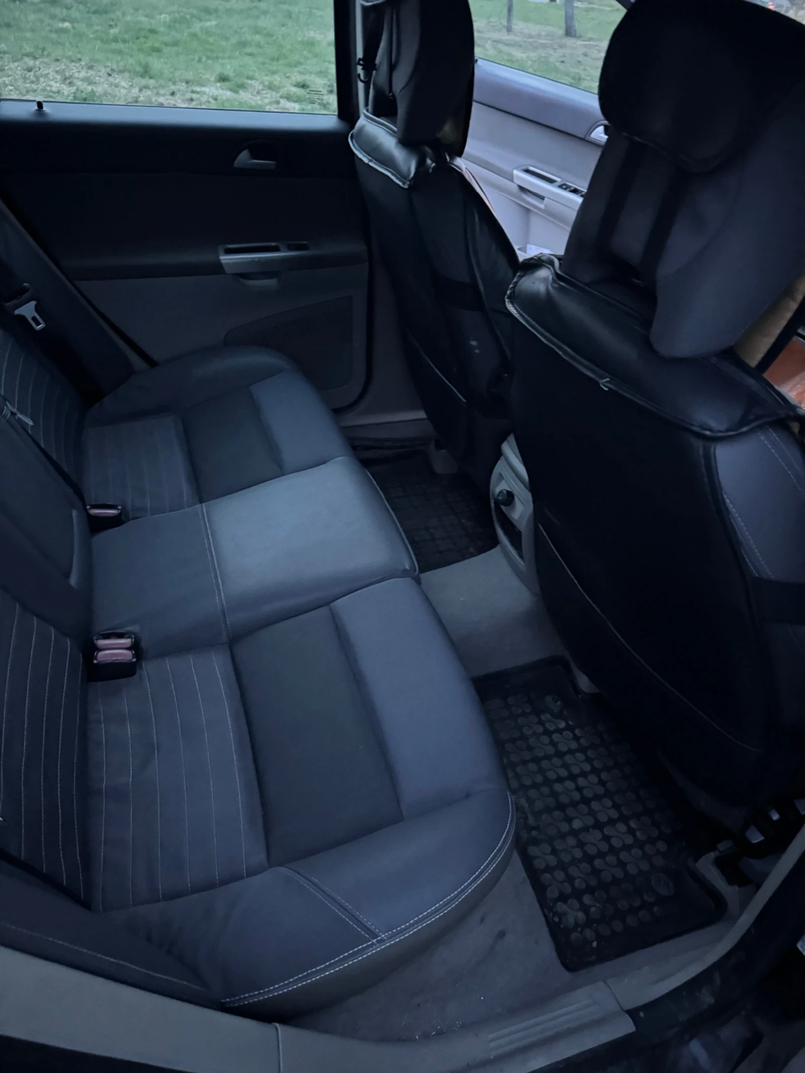 Volvo V50, снимка 8 - Автомобили и джипове - 54962156