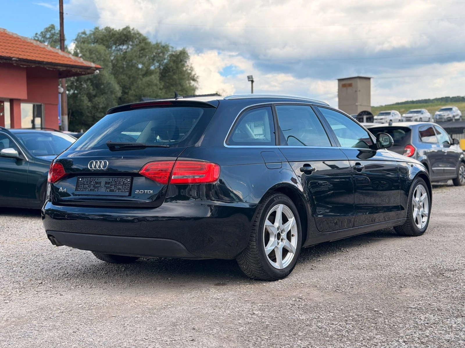 Audi A4 2.0TDI, снимка 6 - Автомобили и джипове - 55036178
