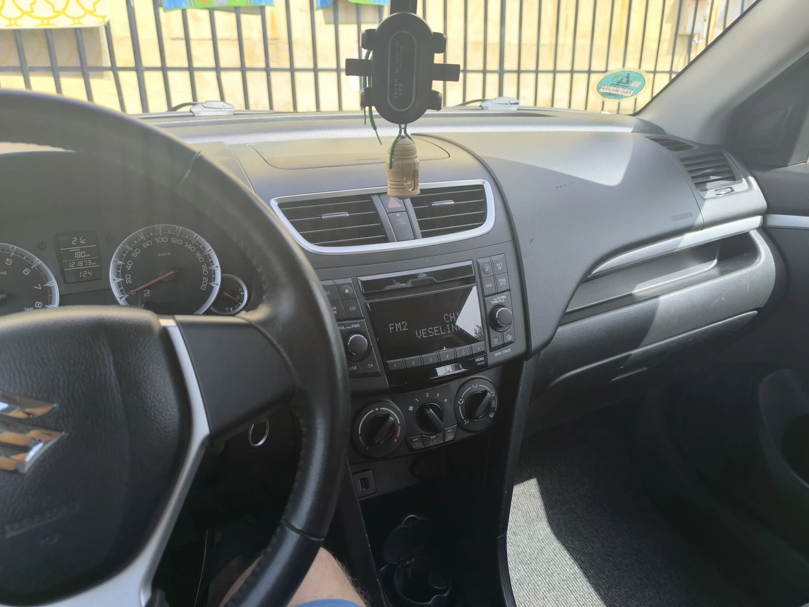 Suzuki Swift 4x4, снимка 13 - Автомобили и джипове - 55829427